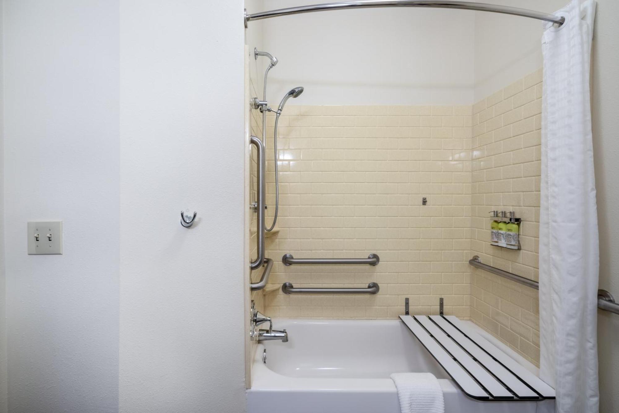 Candlewood Suites Auburn By Ihg Eksteriør billede
